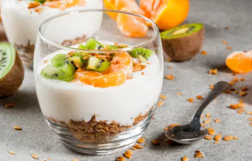 Iogurte com Tangerina e Granola